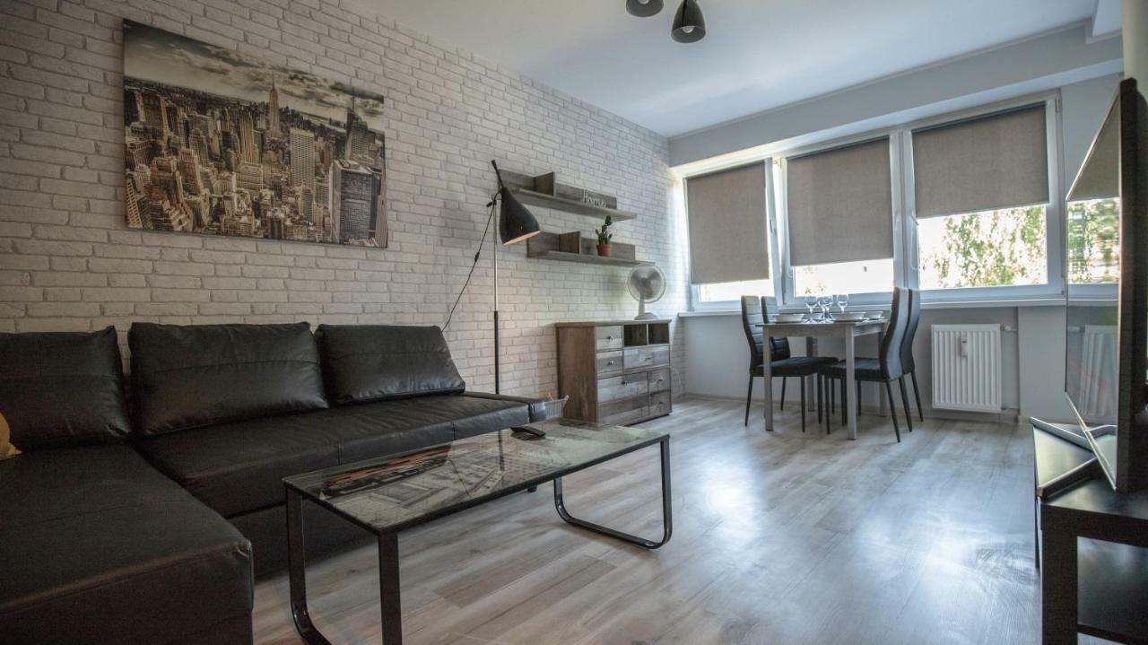 Jdk Apartamenty Serbinowska 53M2 6-Osobowy Kalisz  Ngoại thất bức ảnh