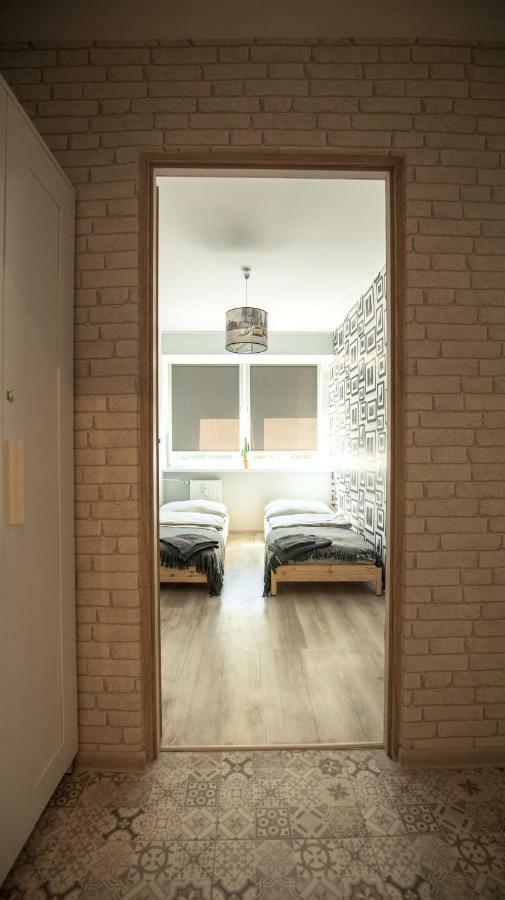 Jdk Apartamenty Serbinowska 53M2 6-Osobowy Kalisz  Ngoại thất bức ảnh